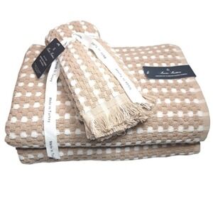 Brooks Brothers 4 Piece Set Premium Turkish TOWEL SET 2 Bath /2 Tip Tan & White